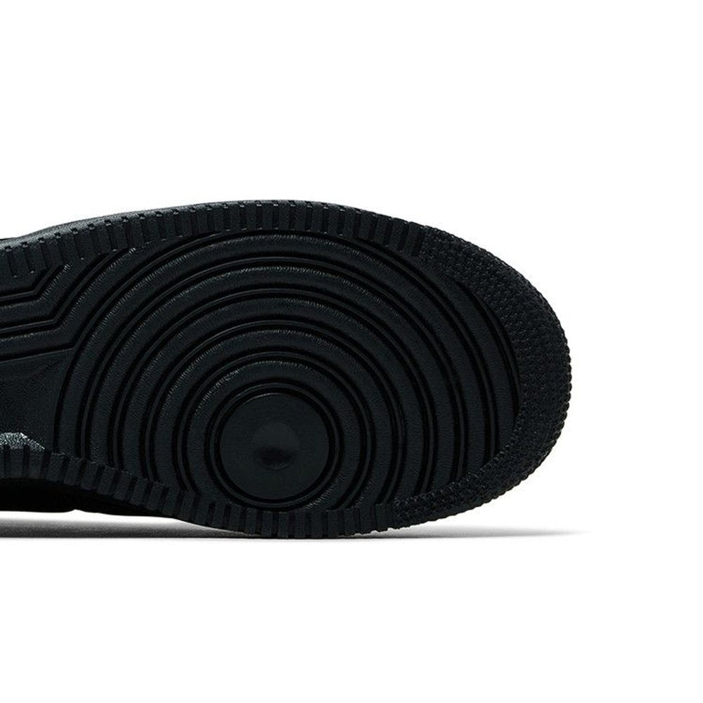 Nike Air Force 1 Low Kobe Bryant Forever Black – pohled shora | Purekickz