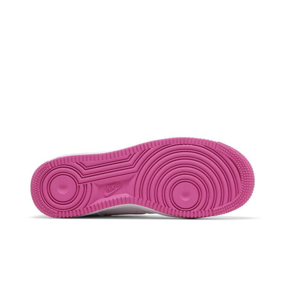 Nike Air Force 1 Low Laser Fuchsia (GS) – zadní pohled | Purekickz