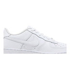 Nike Air Force 1 Low LE Triple White (GS) – boční pohled | Purekickz