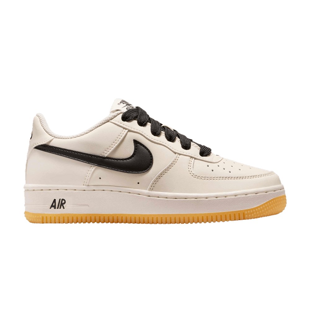 Nike Air Force 1 Low LV8 Soft Pearl Gum Black (GS) – hlavní pohled | Purekickz
