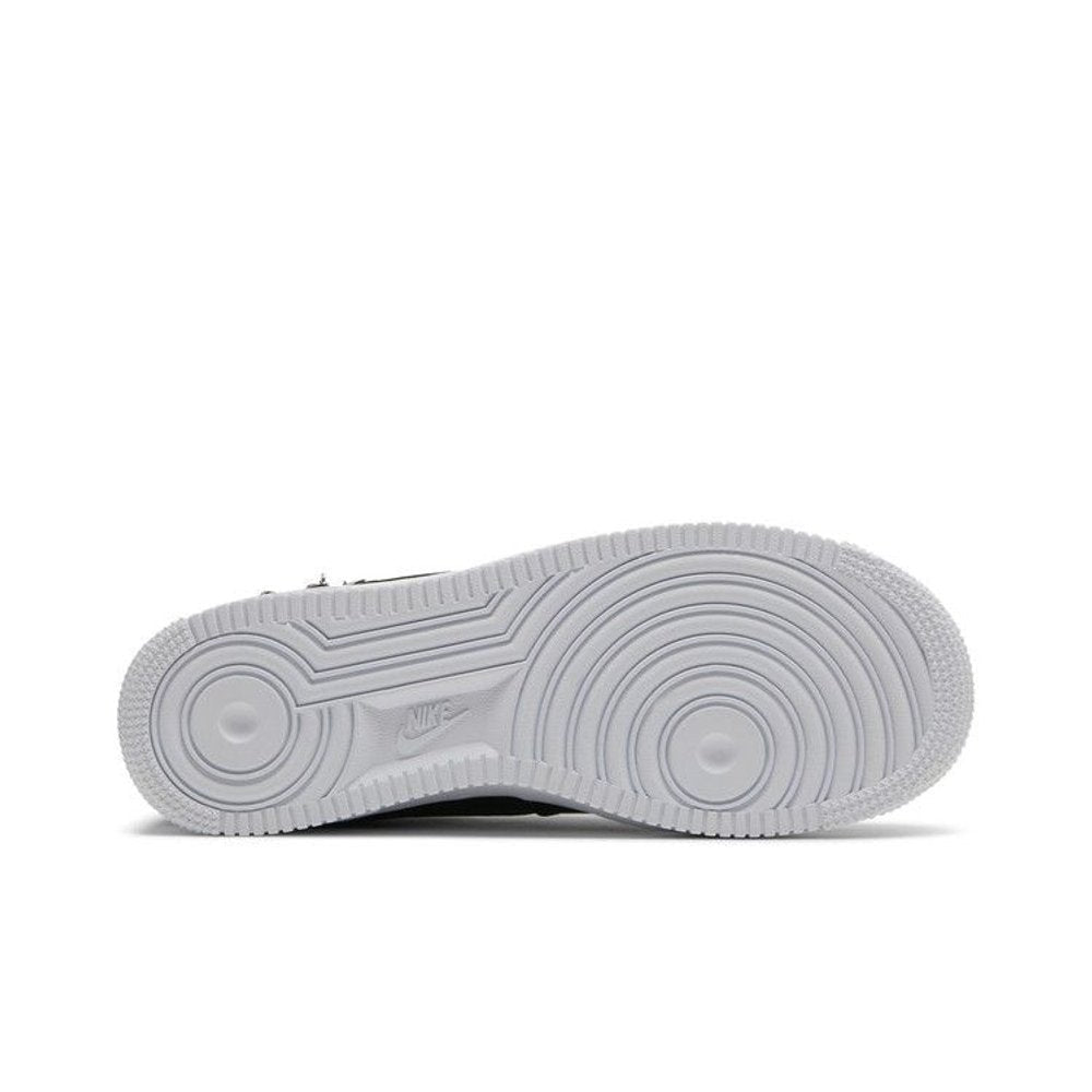 Nike Air Force 1 Low LX Black Pendant (W) – zadní pohled | Purekickz