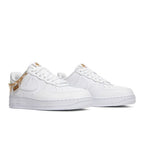 Nike Air Force 1 Low LX White Pendant (W) – lifestyle foto | Purekickz