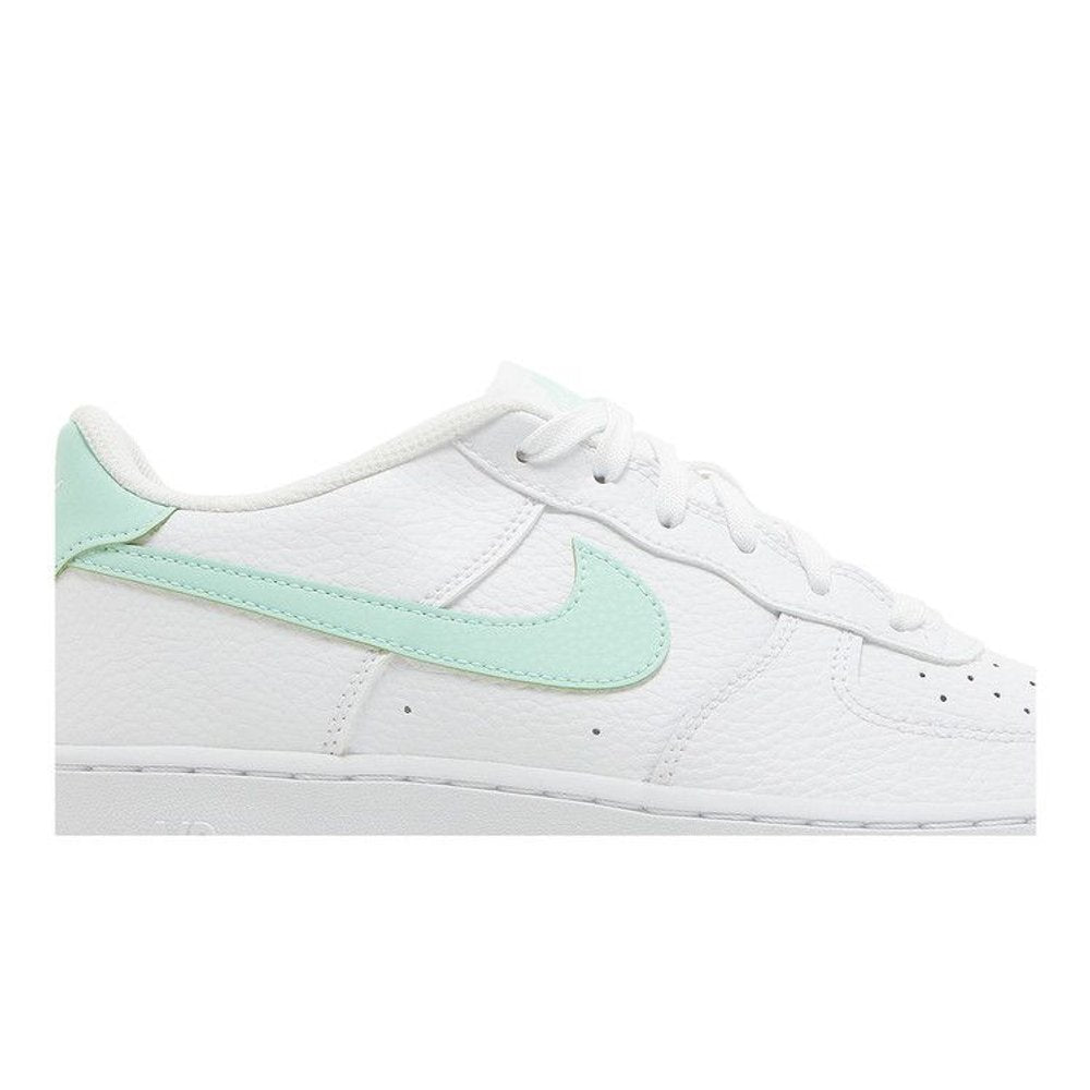 Nike Air Force 1 Low Mint Swoosh (GS) – detail | Purekickz
