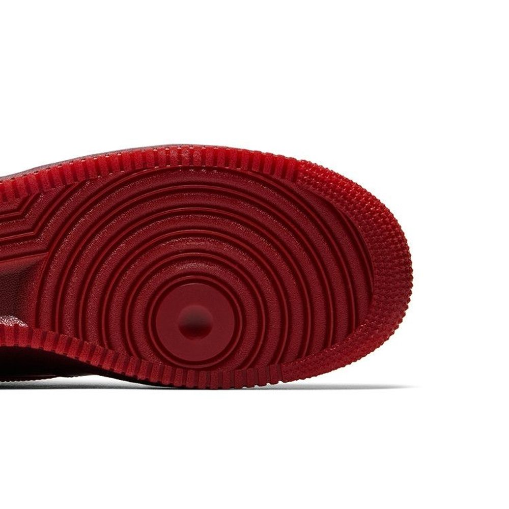 Nike Air Force 1 Low Patent Leather Dark Team Red Safety Orange – pohled shora | Purekickz