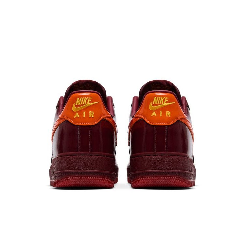 Nike Air Force 1 Low Patent Leather Dark Team Red Safety Orange – podrážka | Purekickz