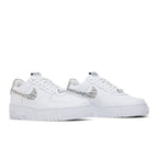 Nike Air Force 1 Low Pixel SE White Zebra (W) – lifestyle foto | Purekickz