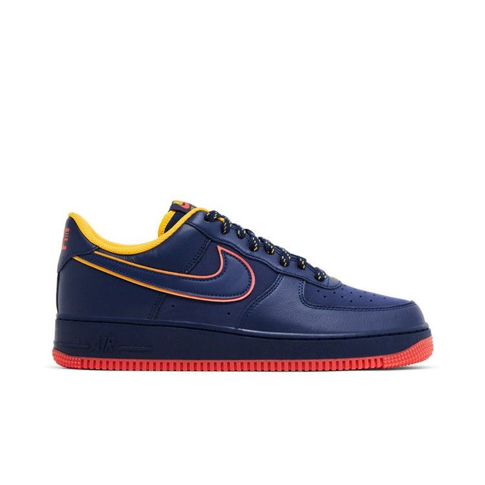Nike Air Force 1 Low Retro Lettering – boční pohled | Purekickz