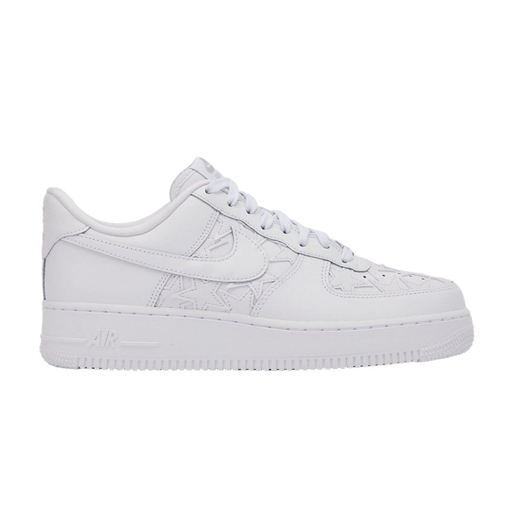 Nike Air Force 1 Low Retro Triple White Stars – hlavní pohled | Purekickz