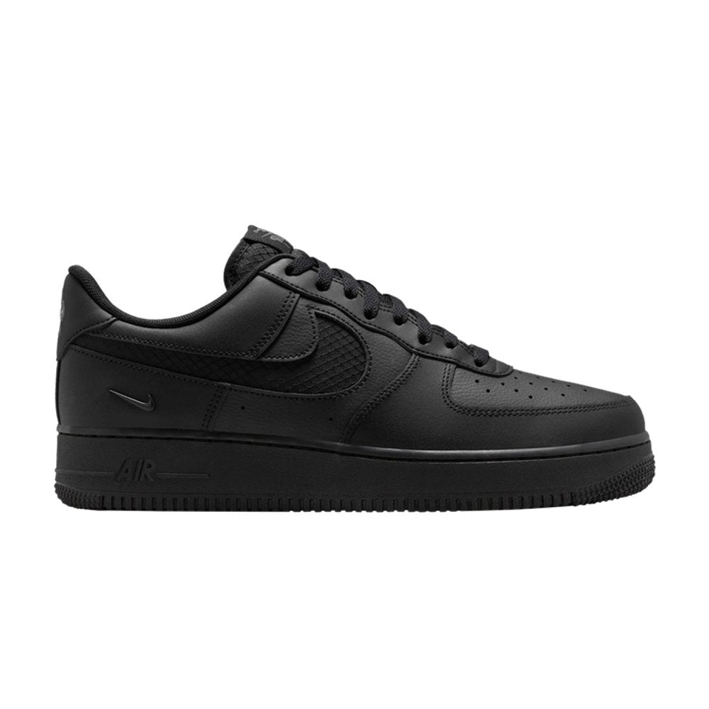 Nike Air Force 1 Low SE Triple Black Ripstop – hlavní pohled | Purekickz