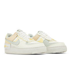 Nike Air Force 1 Low Shadow Citron Tint (W) – lifestyle foto | Purekickz