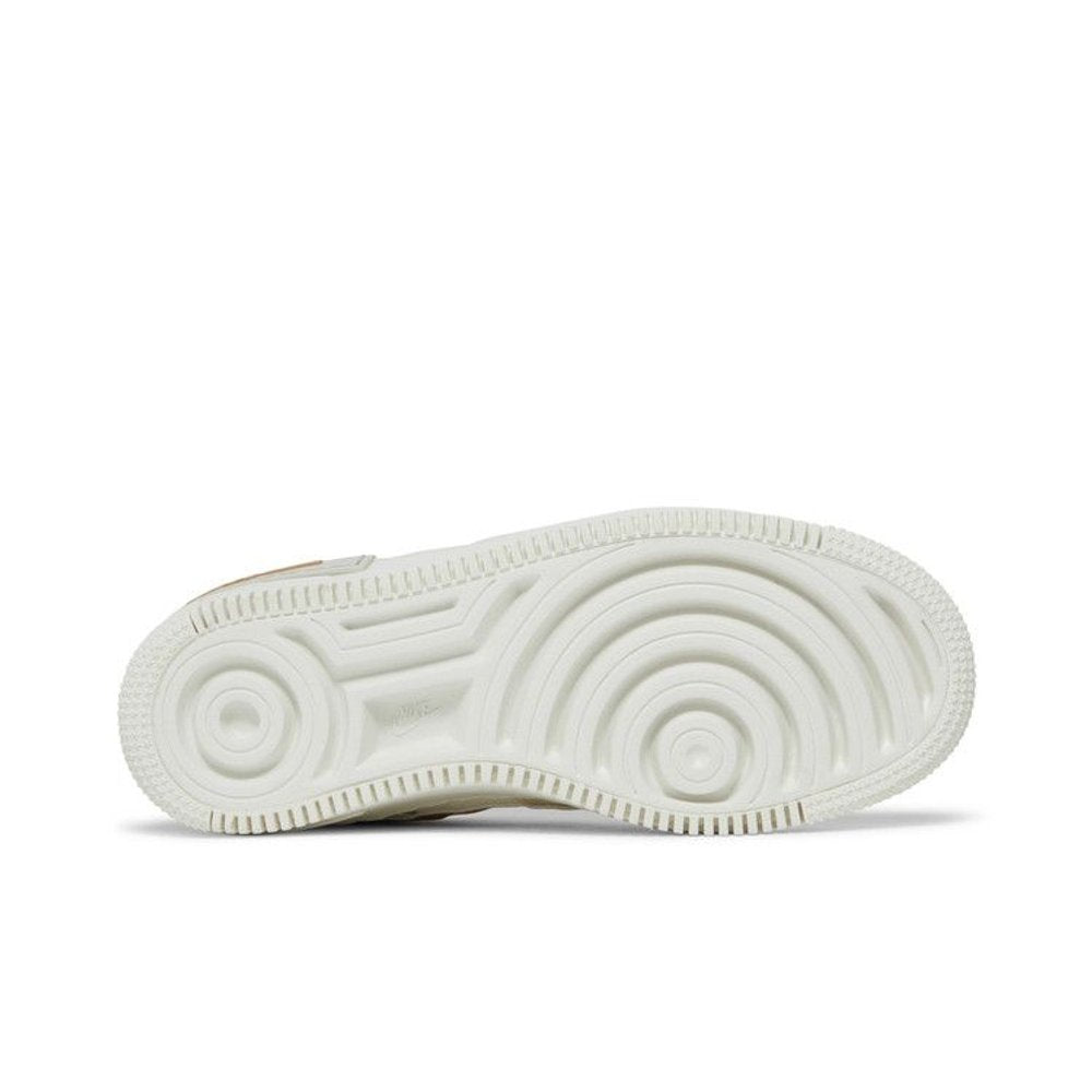 Nike Air Force 1 Low Shadow Sail Fossil Light Bone – zadní pohled | Purekickz