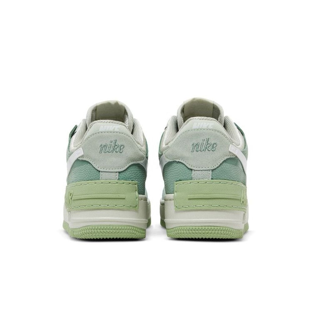 Nike Air Force 1 Low Shadow Spruce Aura (W) – podrážka | Purekickz