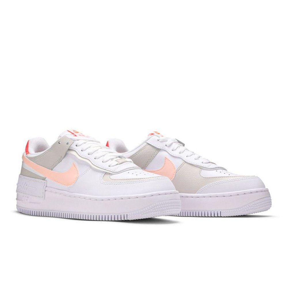 Nike Air Force 1 Low Shadow White Bright Mango (W) – lifestyle foto | Purekickz