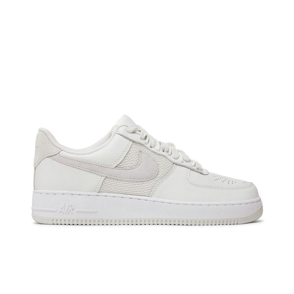 Nike Air Force 1 Low SP Slam Jam White – boční pohled | Purekickz