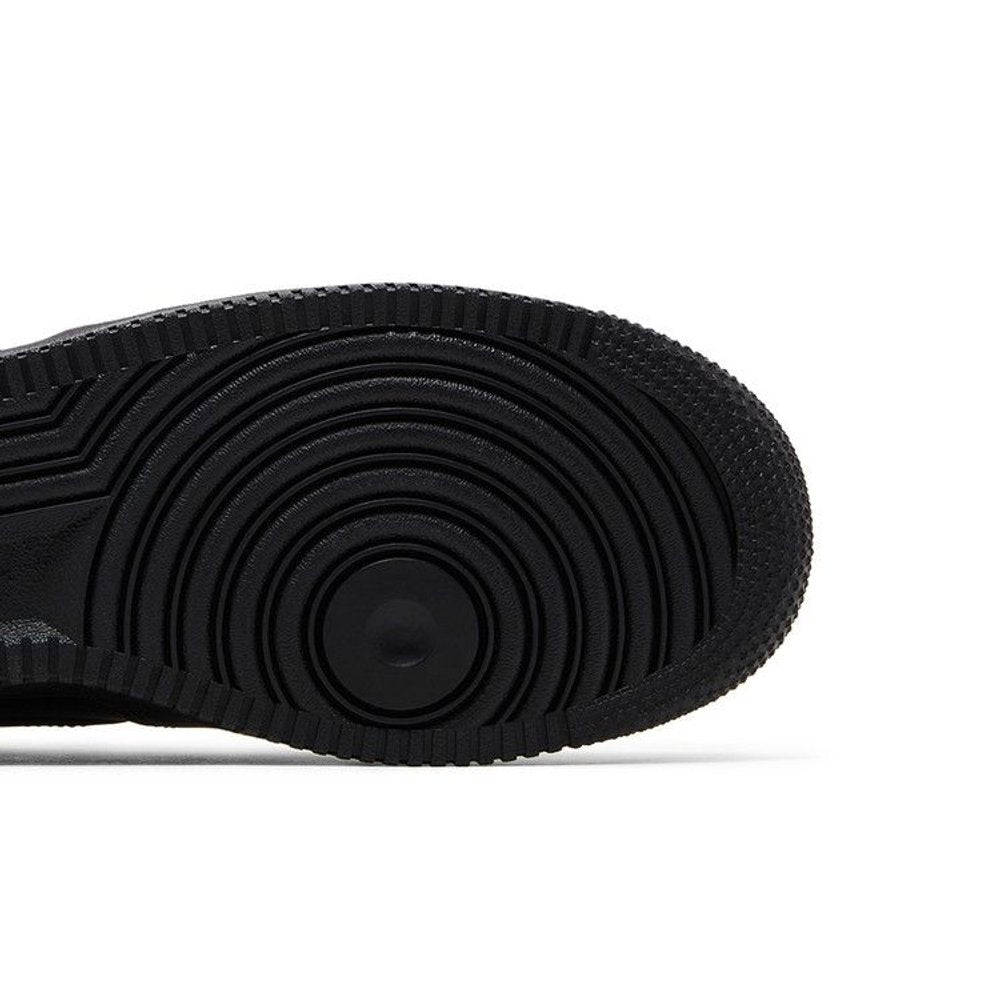 Nike Air Force 1 Low Supreme Black – pohled shora | Purekickz