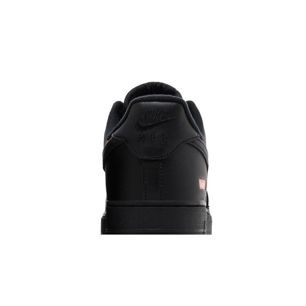 Nike Air Force 1 Low Supreme Black – detail materiálu | Purekickz