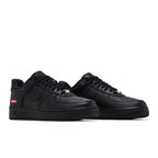 Nike Air Force 1 Low Supreme Black – lifestyle foto | Purekickz