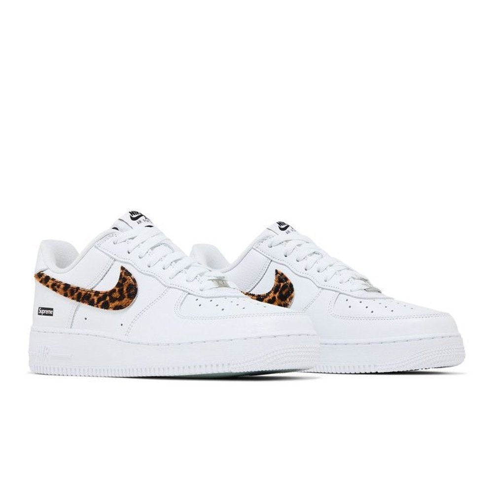 Nike Air Force 1 Low Supreme GOODENOUGH – lifestyle foto | Purekickz