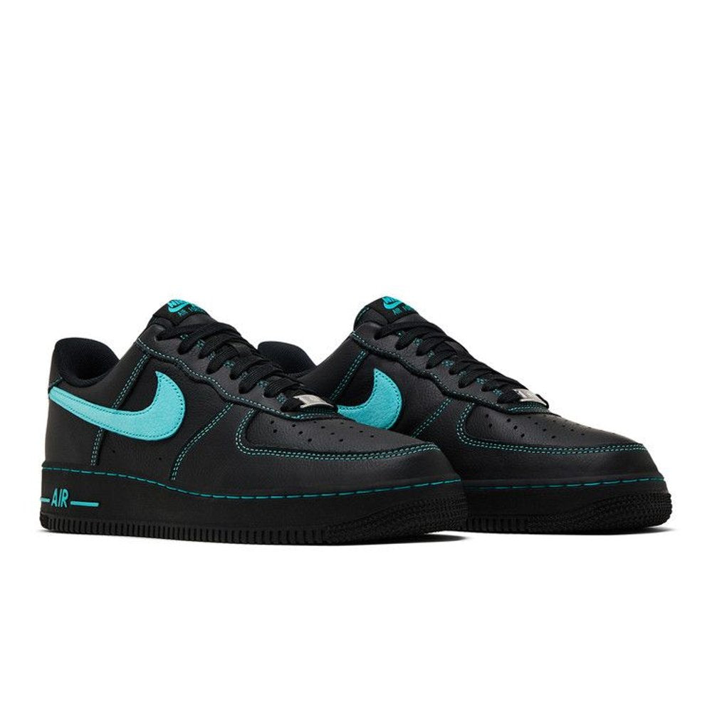 Nike Air Force 1 Low Un-Tiffany – lifestyle foto | Purekickz