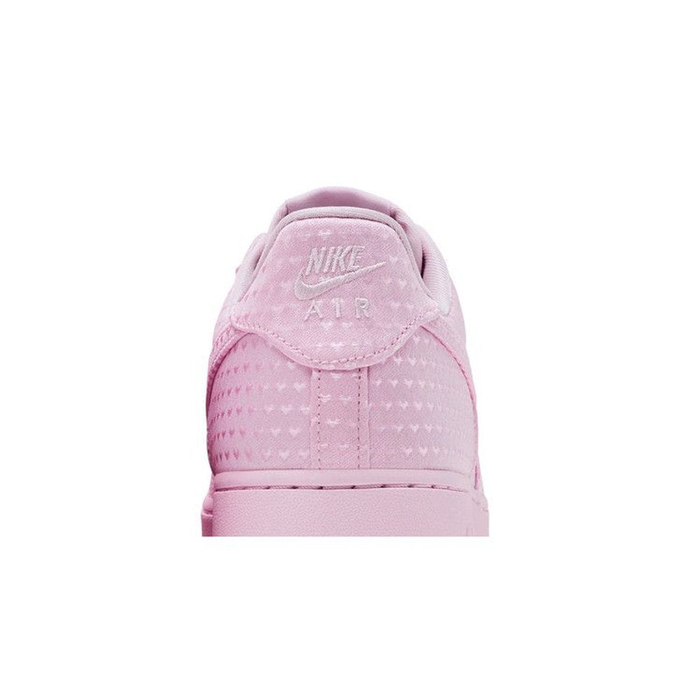 Nike Air Force 1 Low Valentine's Day Pink Foam (2026) (W) – detail materiálu | Purekickz