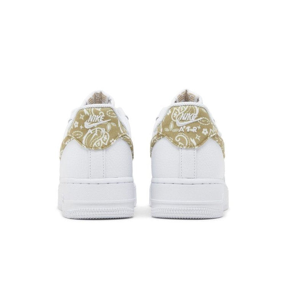 Nike Air Force 1 Low White Barely – podrážka | Purekickz