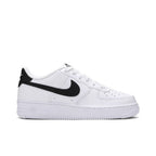Nike Air Force 1 Low White Black (GS) – boční pohled | Purekickz
