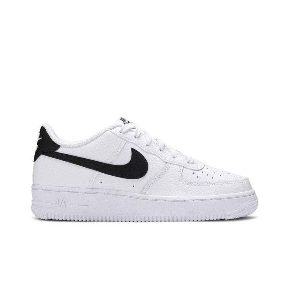 Nike Air Force 1 Low White Black (GS) – boční pohled | Purekickz