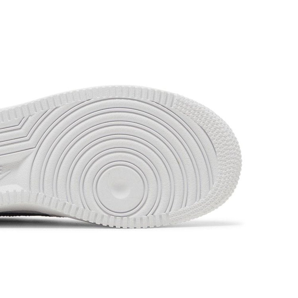 Nike Air Force 1 Low White Deep Royal (GS) – pohled shora | Purekickz