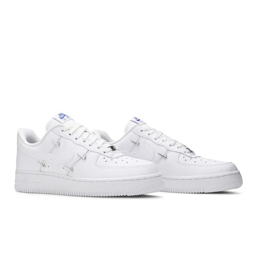 Nike Air Force 1 LX White – lifestyle foto | Purekickz