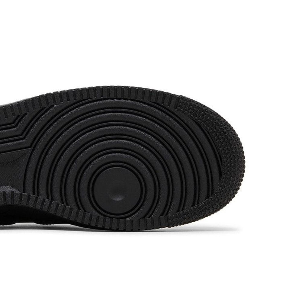 Nike Air Force 1 Mid Supreme Black – pohled shora | Purekickz