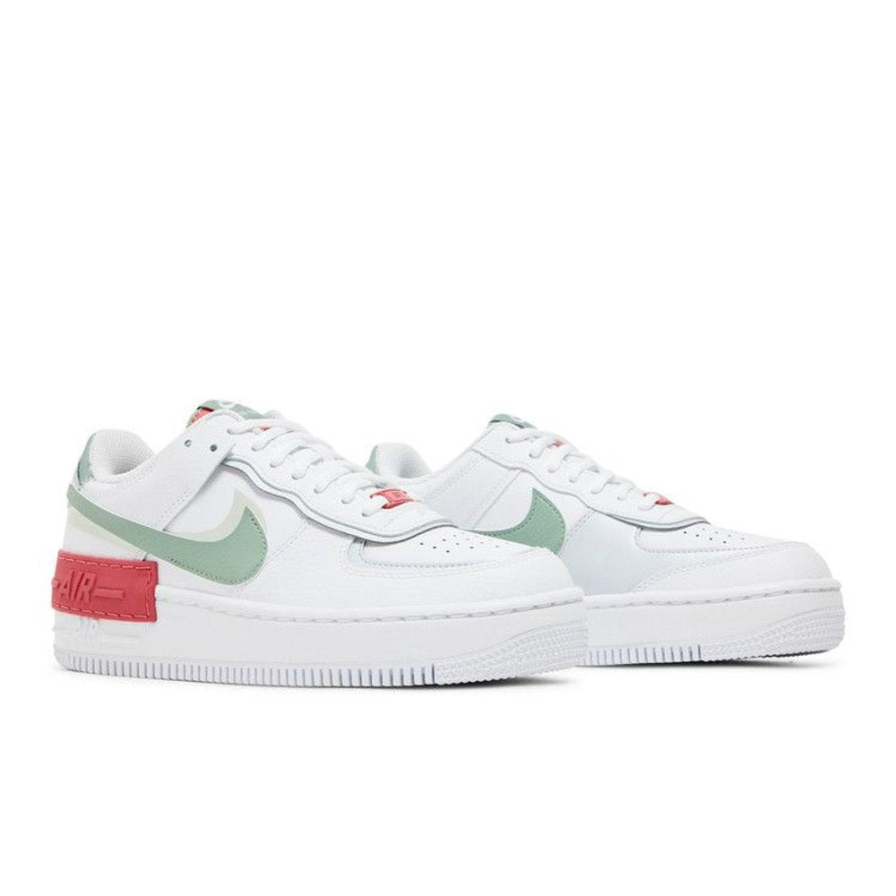Nike Air Force 1 Shadow Archeo Pink – lifestyle foto | Purekickz
