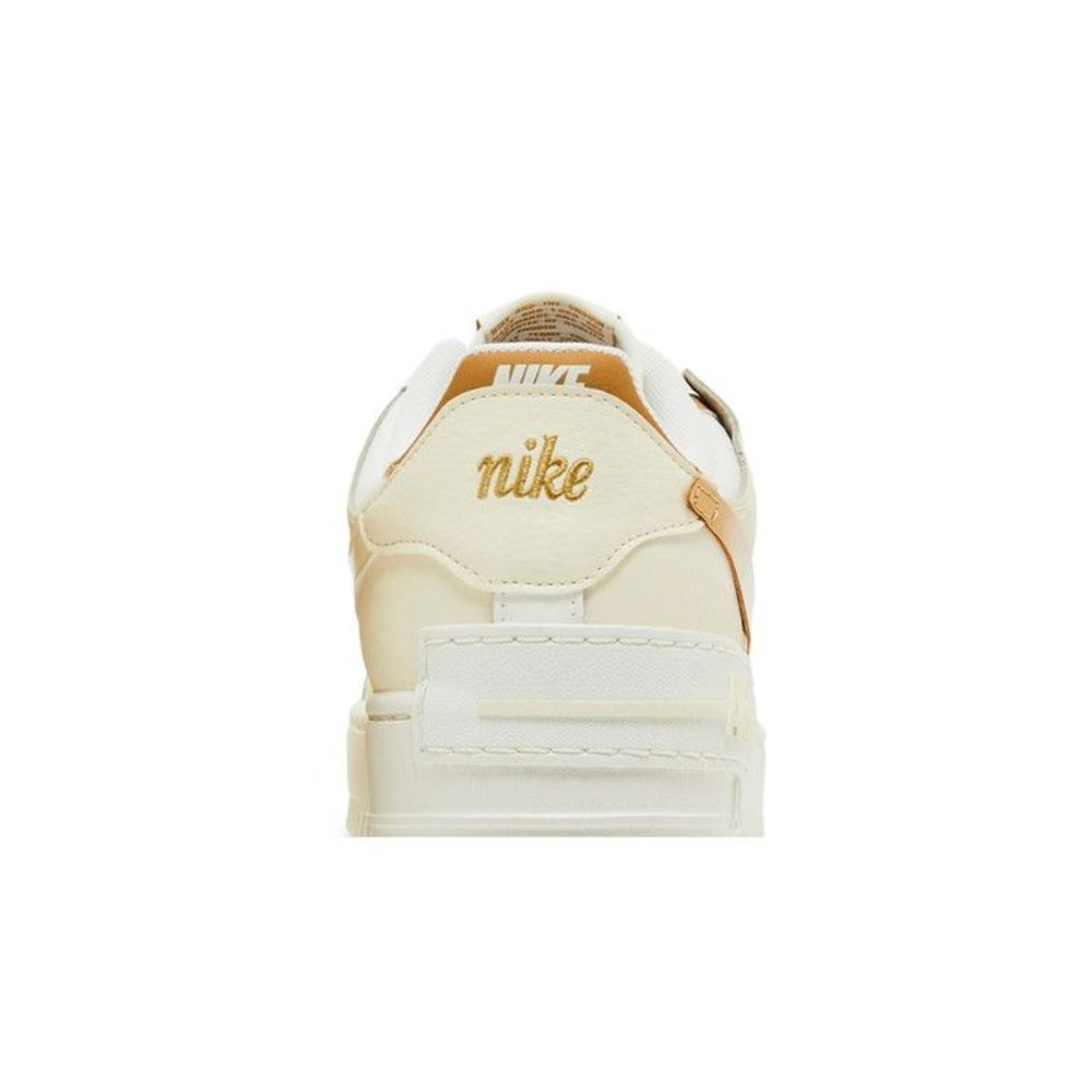Nike Air Force 1 Shadow Sail Coconut Milk Metallic Gold (W) – detail materiálu | Purekickz
