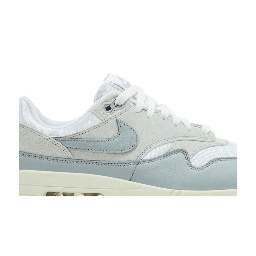 Nike Air Max 1 '87 Pure Platinum (W)