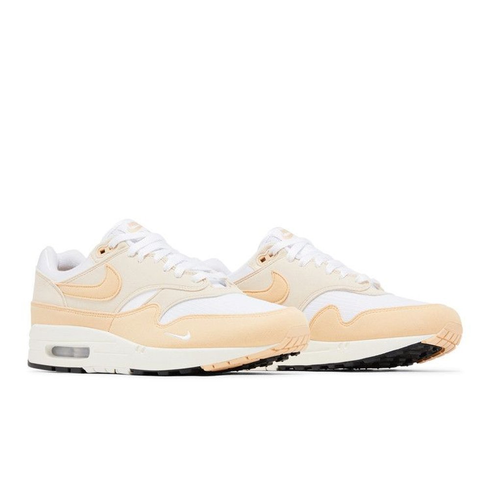 Nike Air Max 1 '87 Textile Light Orewood Brown (W) – lifestyle foto | Purekickz