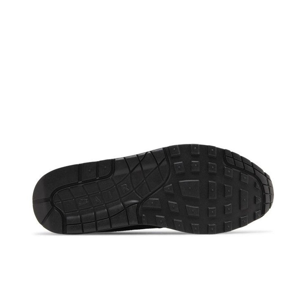 Nike Air Max 1 Bred – zadní pohled | Purekickz