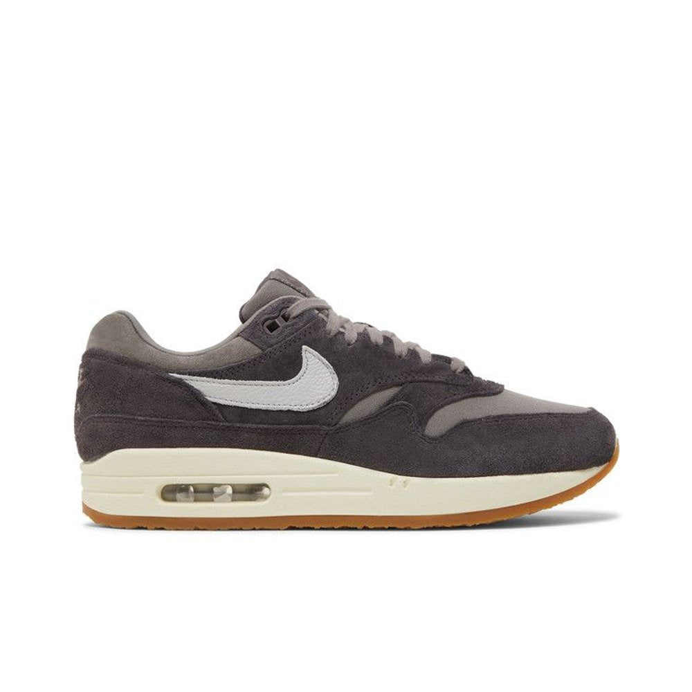 Nike Air Max 1 Crepe Soft Grey – boční pohled | Purekickz