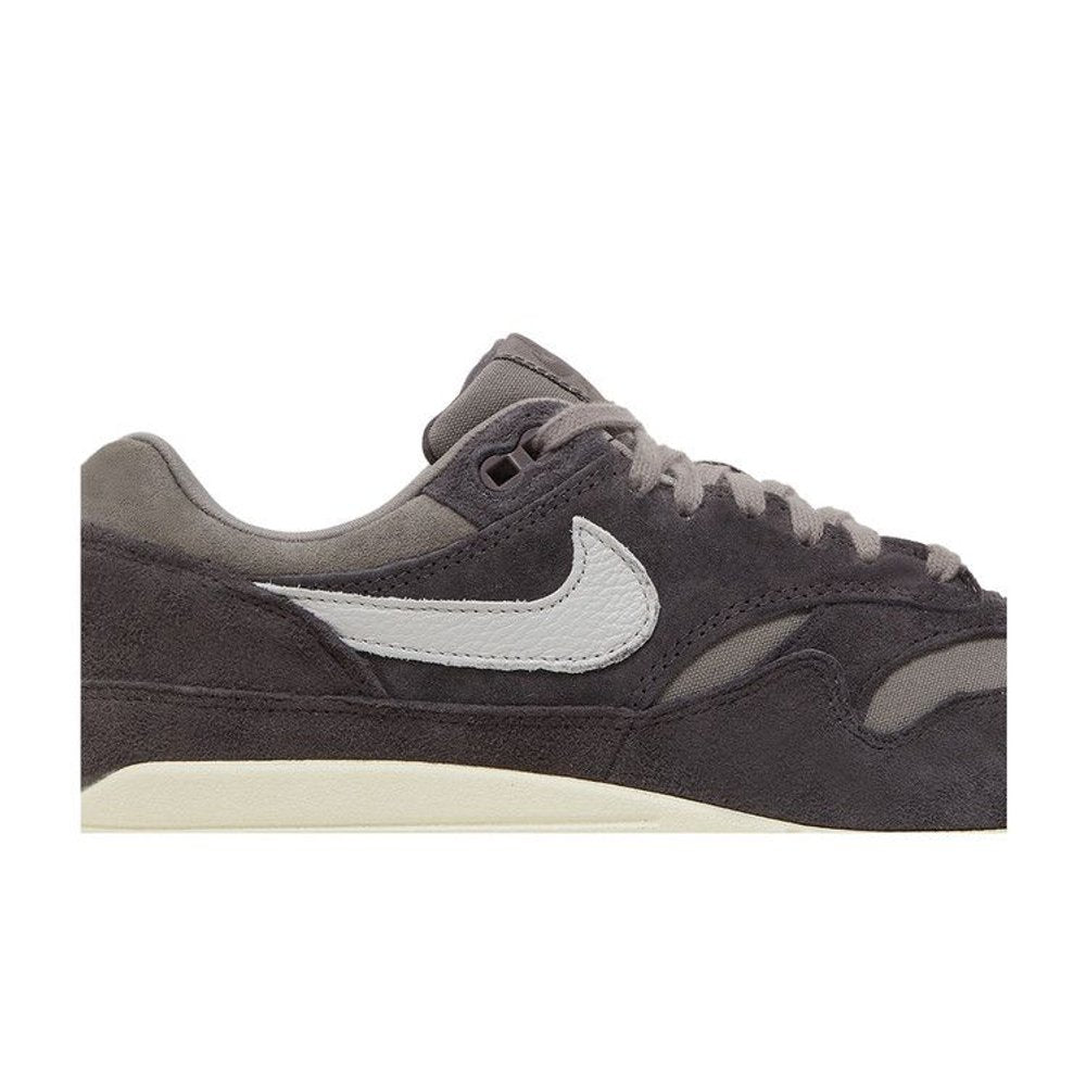 Nike Air Max 1 Crepe Soft Grey – detail | Purekickz