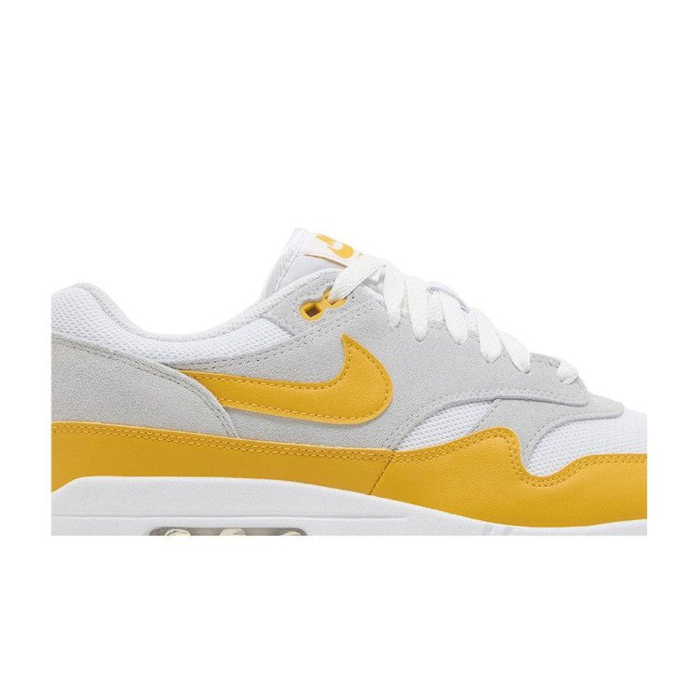 Nike Air Max 1 Essential University Gold – detail | Purekickz