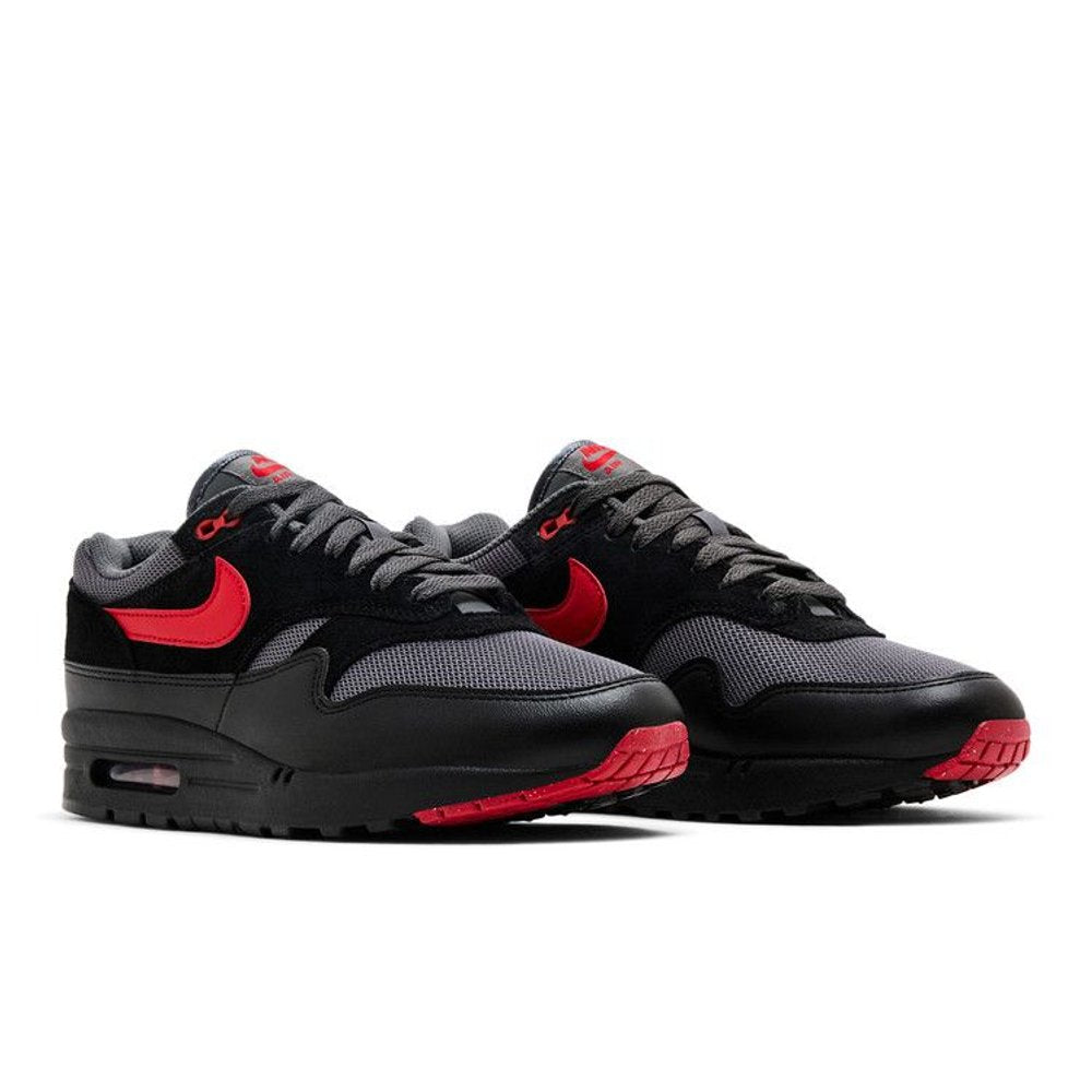 Nike Air Max 1 Essential Vamps – lifestyle foto | Purekickz