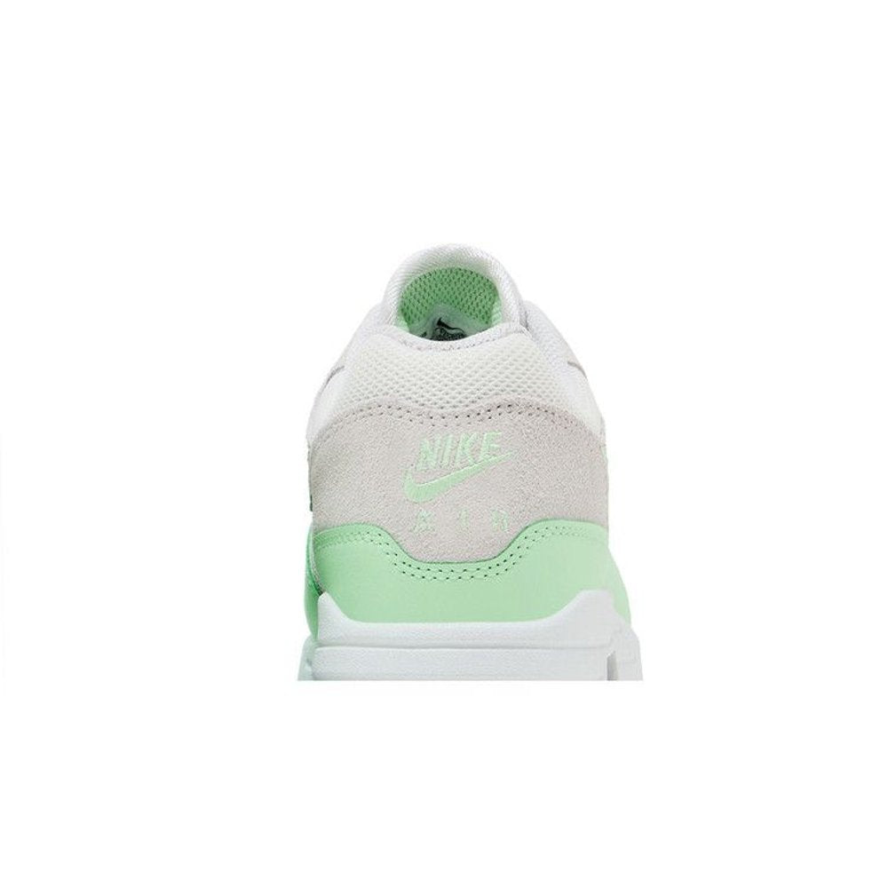 Nike Air Max 1 Essential 'Vapor Green' – detail materiálu | Purekickz
