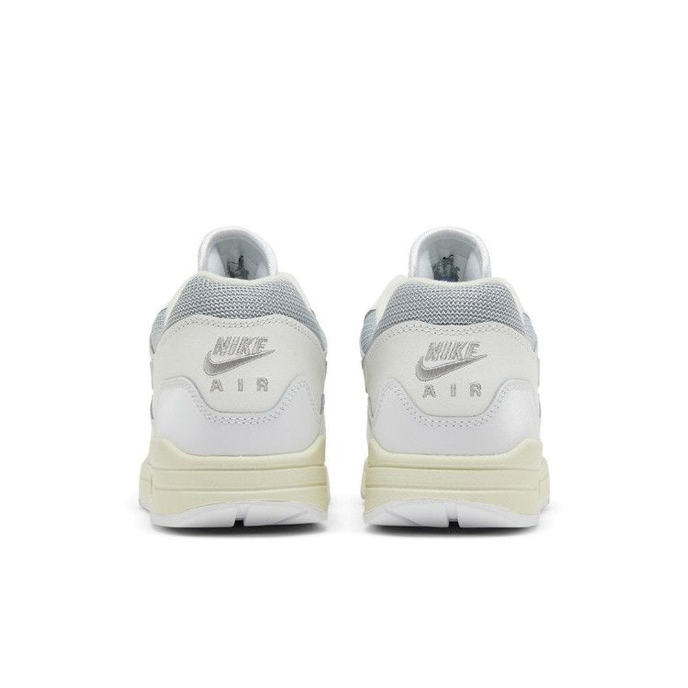 Nike Air Max 1 Patta White Grey – podrážka | Purekickz