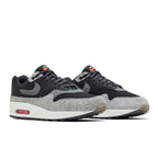 Nike Air Max 1 Premium 'Dark Smoke Grey Flash Crimson' – lifestyle foto | Purekickz