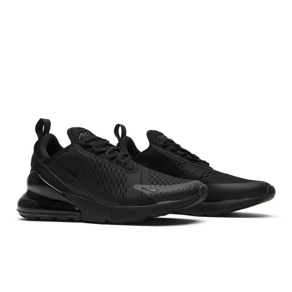 Nike Air Max 270 Triple Black – lifestyle foto | Purekickz