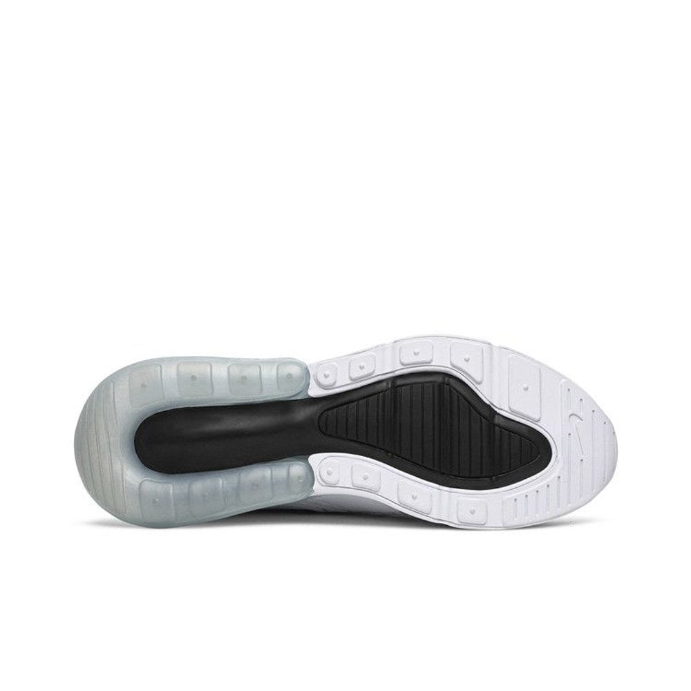 Nike Air Max 270 White Black (W) – zadní pohled | Purekickz