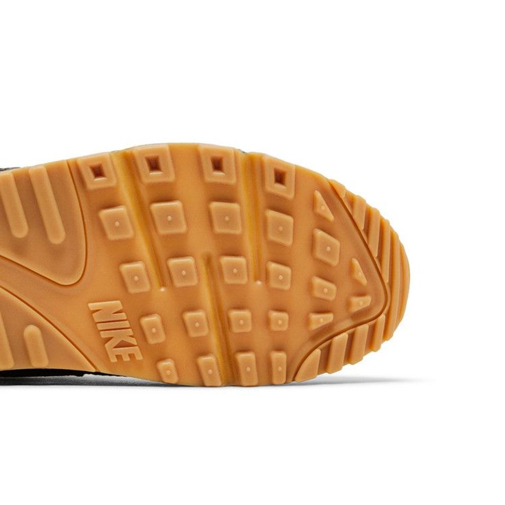 Nike Air Max 90 'Black Smoke Grey Gum' – pohled shora | Purekickz