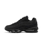 Nike Air Max 95 Essential 'Triple Black' – hlavní pohled | Purekickz