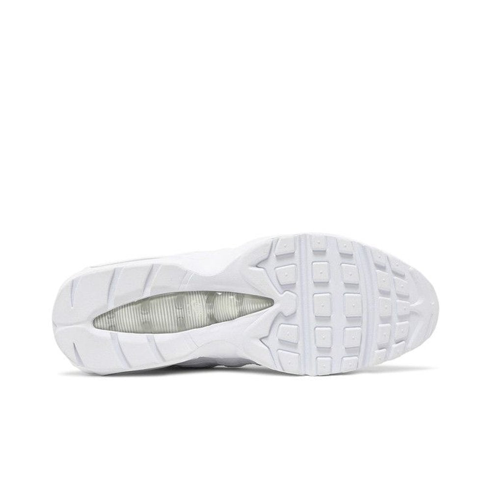 Nike Air Max 95 Essential White Grey Fog – zadní pohled | Purekickz
