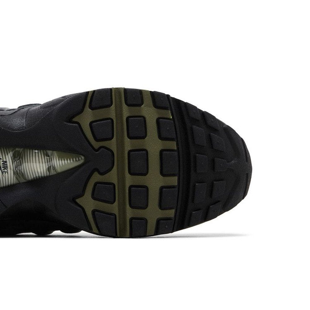 Nike Air Max 95 OG Big Bubble Black Medium Olive (W) – pohled shora | Purekickz