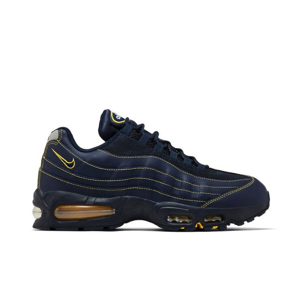 Nike Air Max 95 OG Big Bubble Michigan – boční pohled | Purekickz