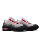 Nike Air Max 95 OG Big Bubble Solar Red 2.0 (2025) – lifestyle foto | Purekickz